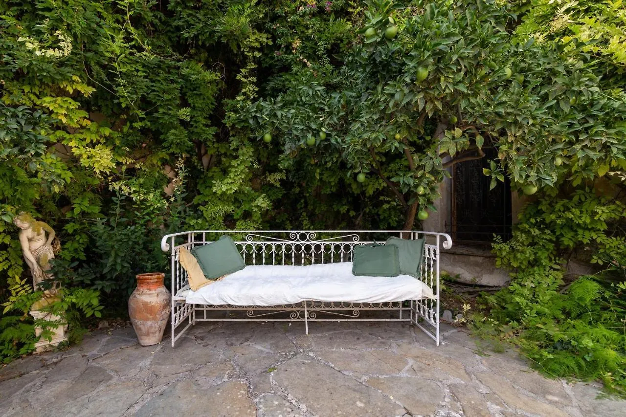 Tenuta Donna Vittoria - Bouganville Trapani